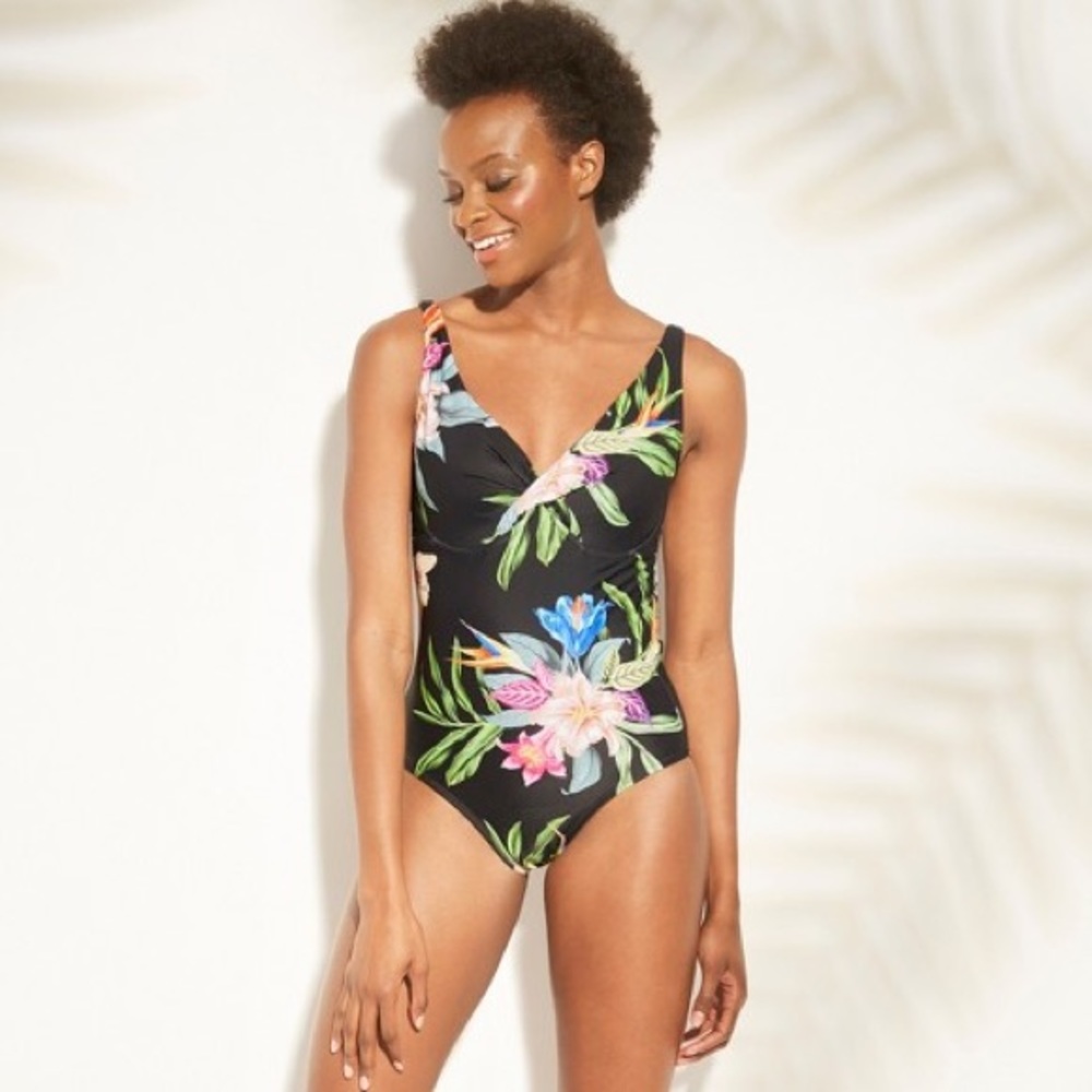 NWT Kona Sol Twist Front Black Floral Swimsuit